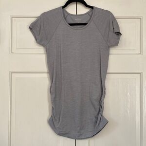 Athleta Pure Tee Womens Medium Ruched Side Short Sleeve Gray Shirt Yoga Fitted‎